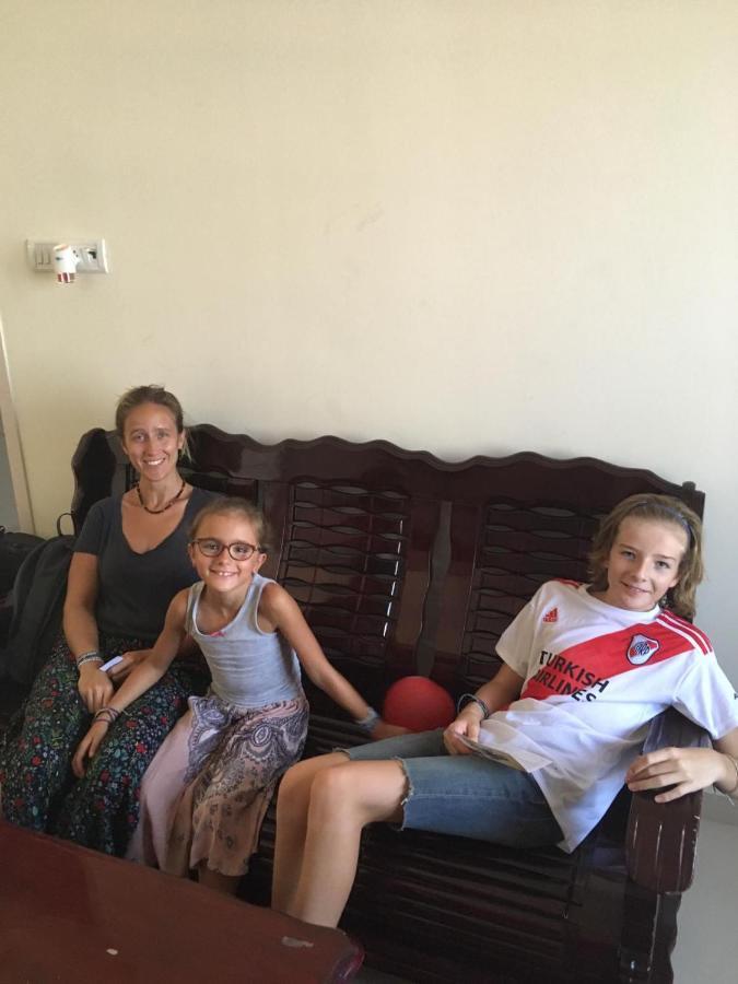Lia'S Homestay 蓬蒂切里 外观 照片
