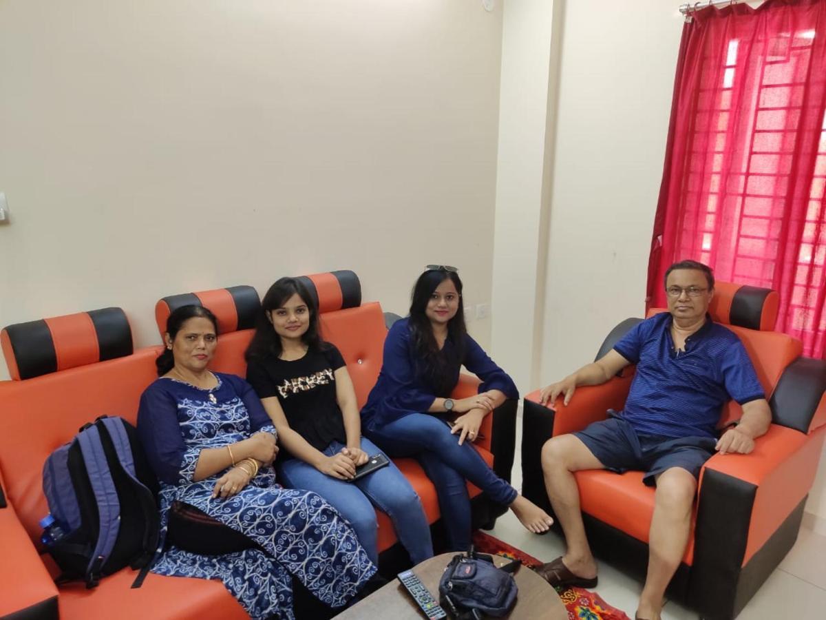 Lia'S Homestay 蓬蒂切里 外观 照片