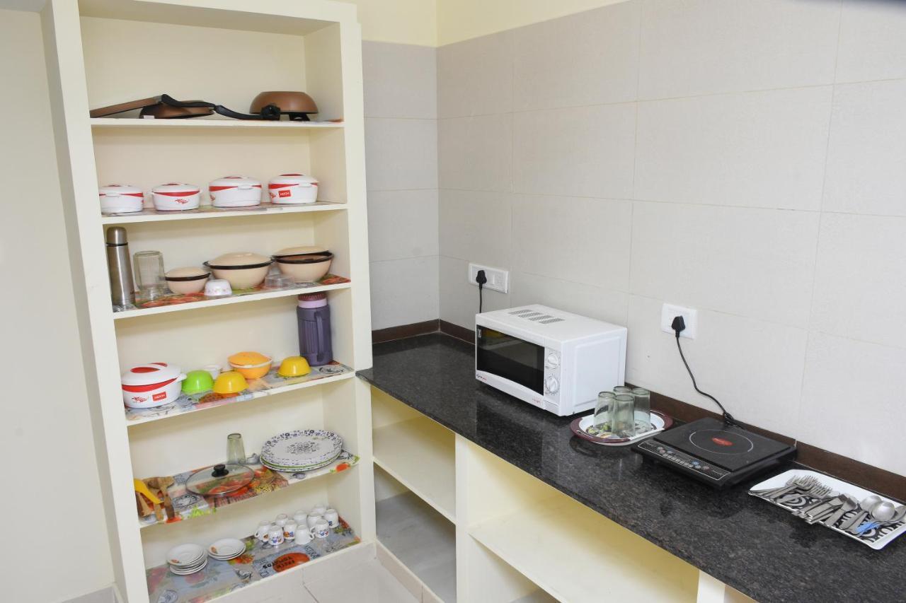 Lia'S Homestay 蓬蒂切里 外观 照片