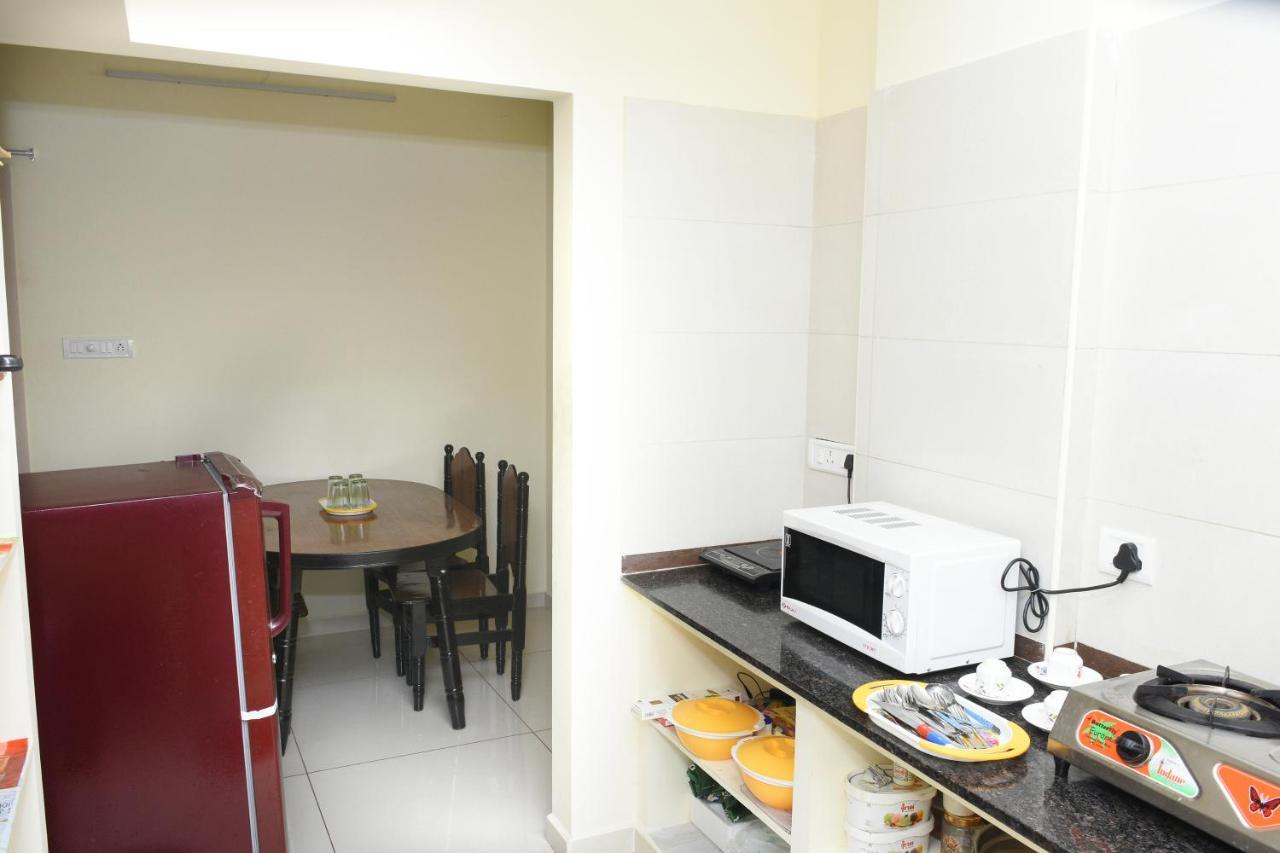 Lia'S Homestay 蓬蒂切里 外观 照片