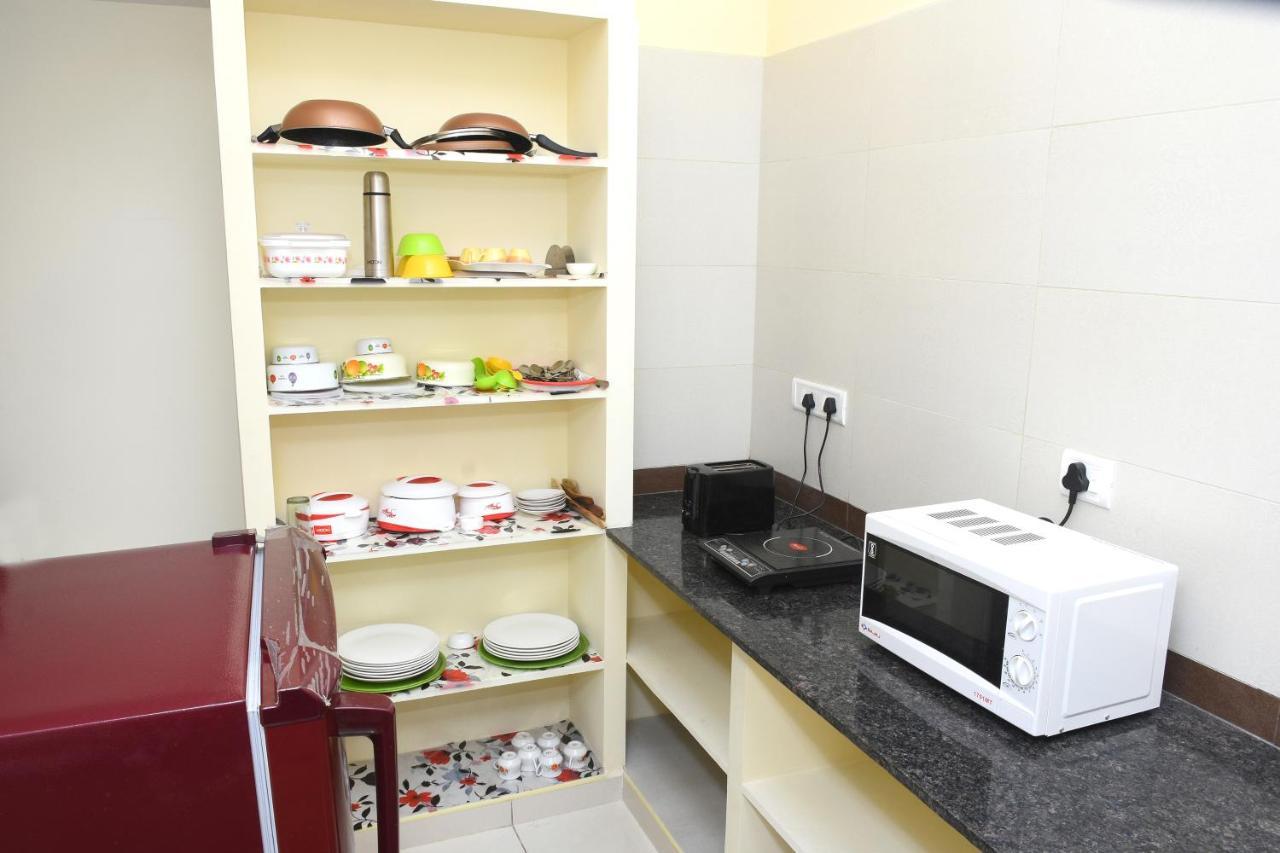Lia'S Homestay 蓬蒂切里 外观 照片